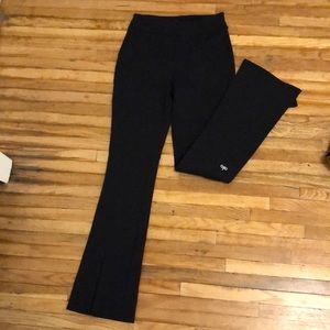 Alo Yoga 7/8 High Waist Flutter Legging